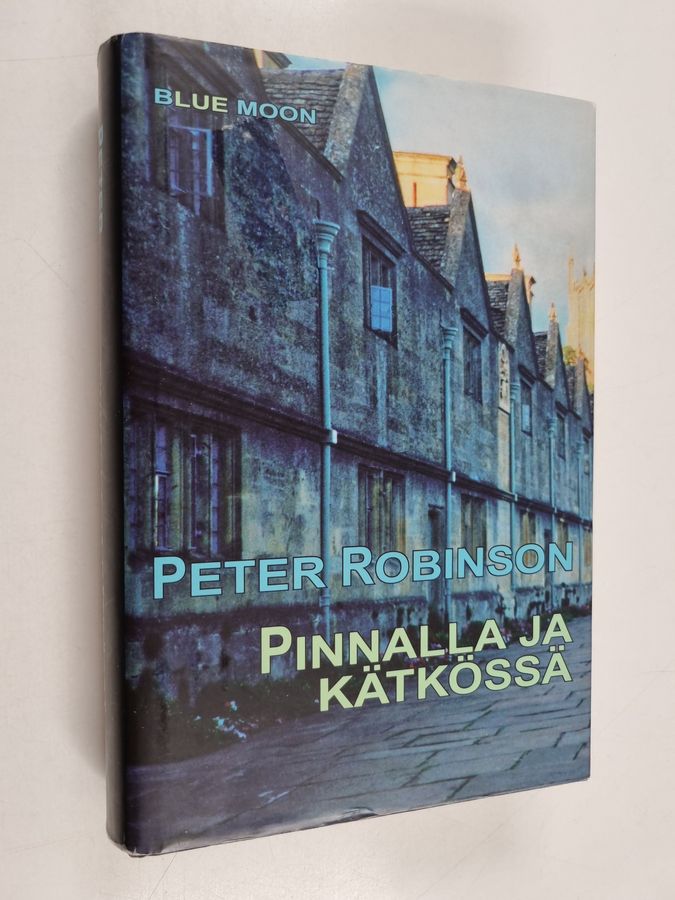 Pinnalla ja kätkössä