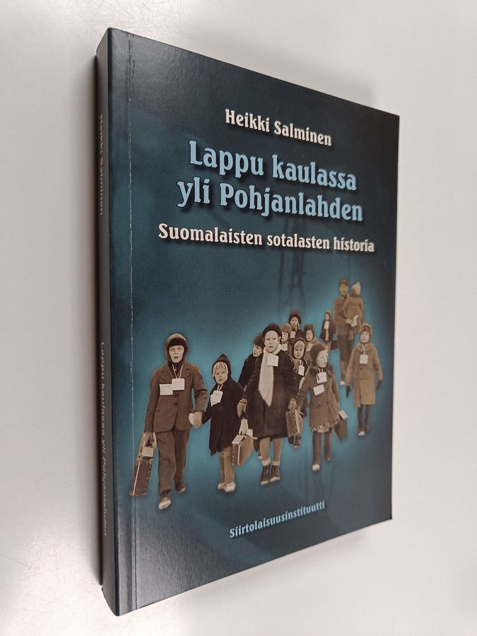 Lappu kaulassa yli Pohjanlahden