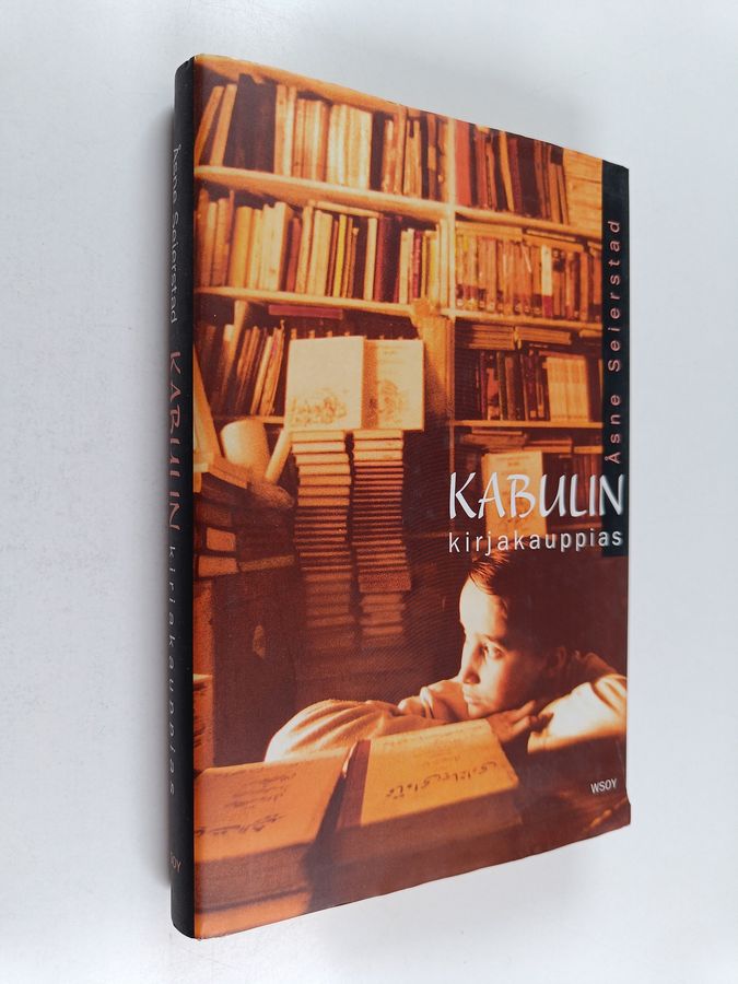 Åsne Seierstad : Kabulin kirjakauppias