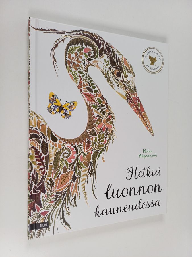 Helen Ahpornsiri : Hetkiä luonnon kauneudessa