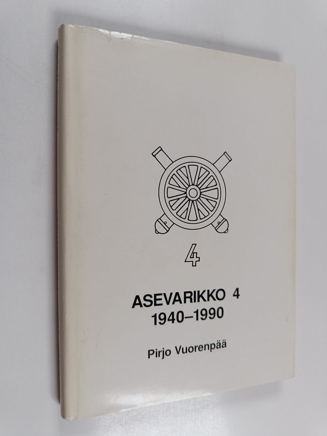 Asevarikko 4 1940-1990