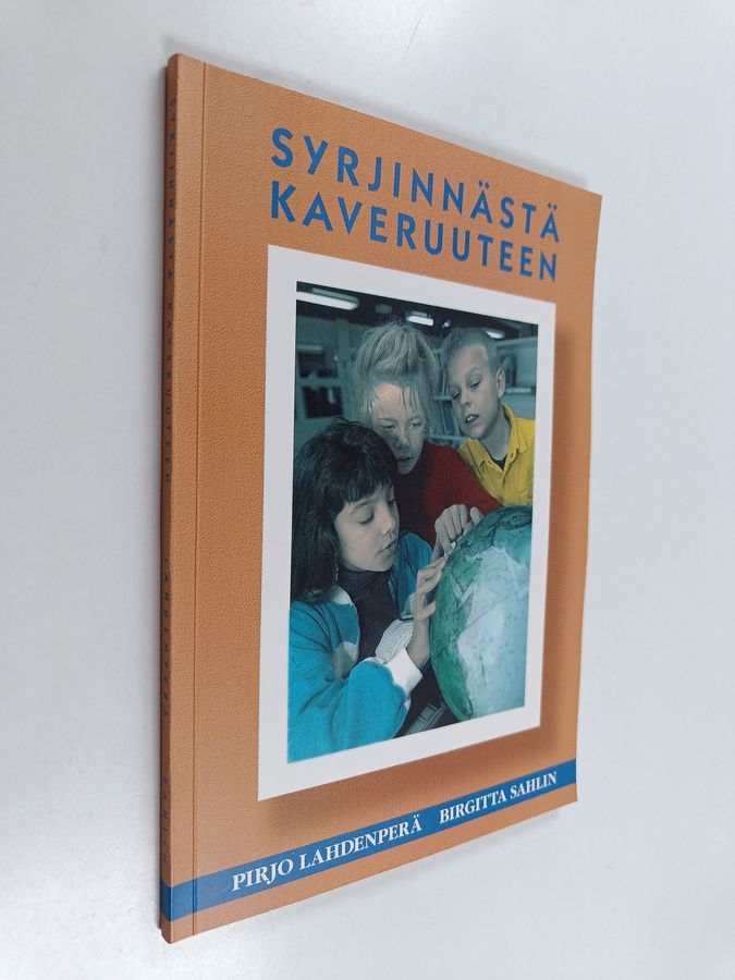 Syrjinnästä kaveruuteen