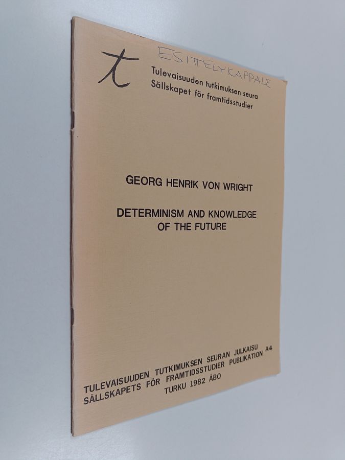 Determinism and knowledge of the future