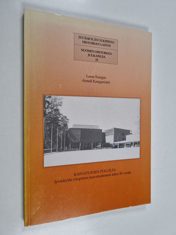 Kasvatuksen poluilta
