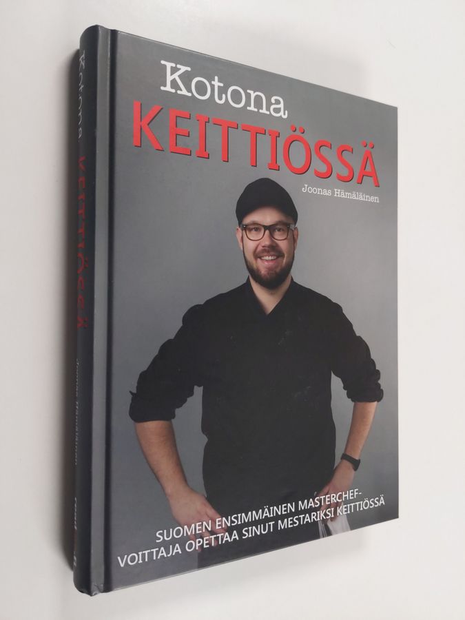 Kotona keittiössä