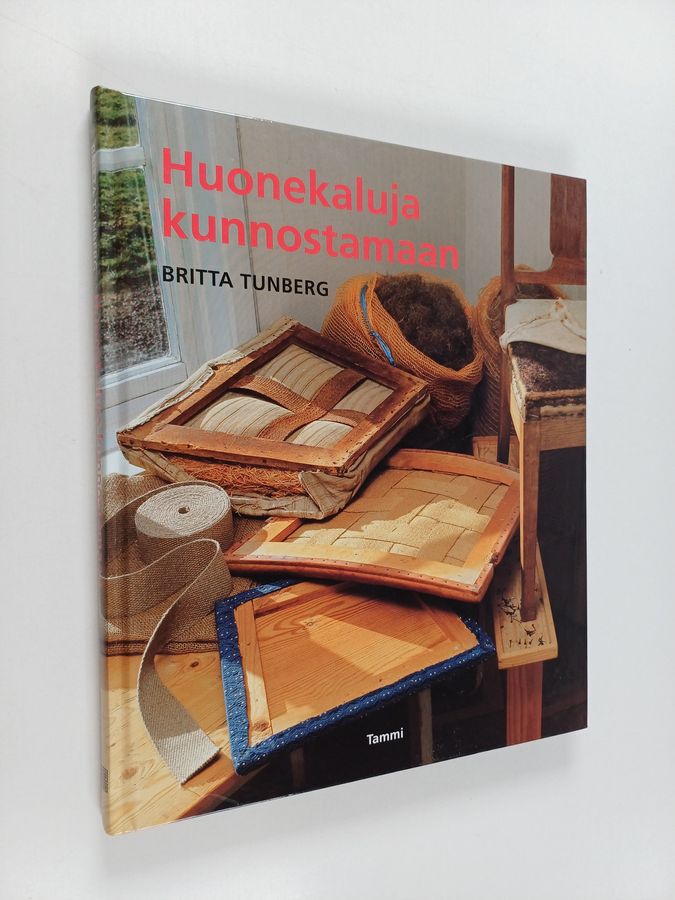 Huonekaluja kunnostamaan