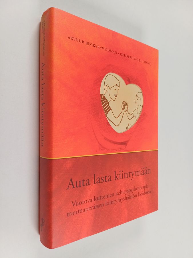 Auta lasta kiintymään