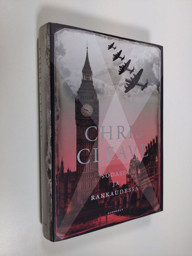 Chris Cleave : Sodassa ja rakkaudessa