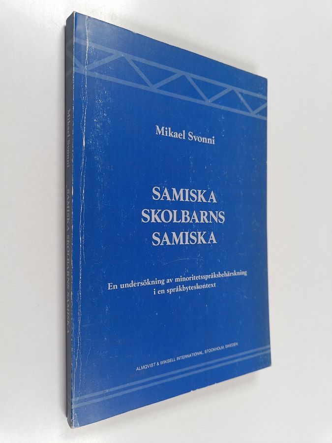 en undersökning av minoritetsspråksbehärskning i en språkbyteskontext