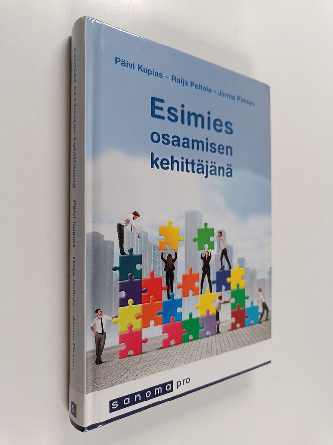 Esimies osaamisen kehittäjänä