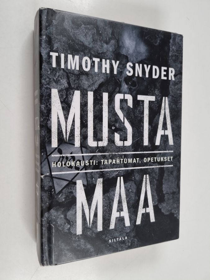 Musta maa