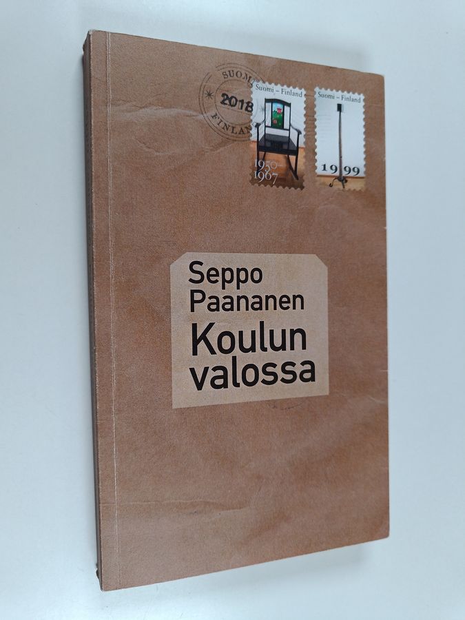 Koulun valossa