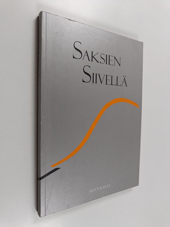 Saksien siivellä