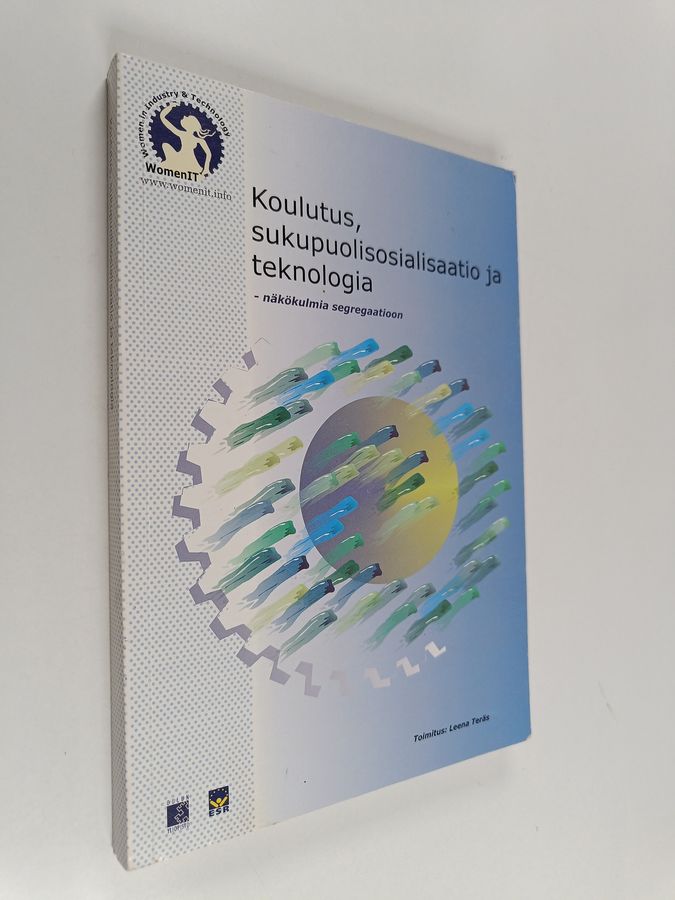 Koulutus, sukupuolisosialisaatio ja teknologia