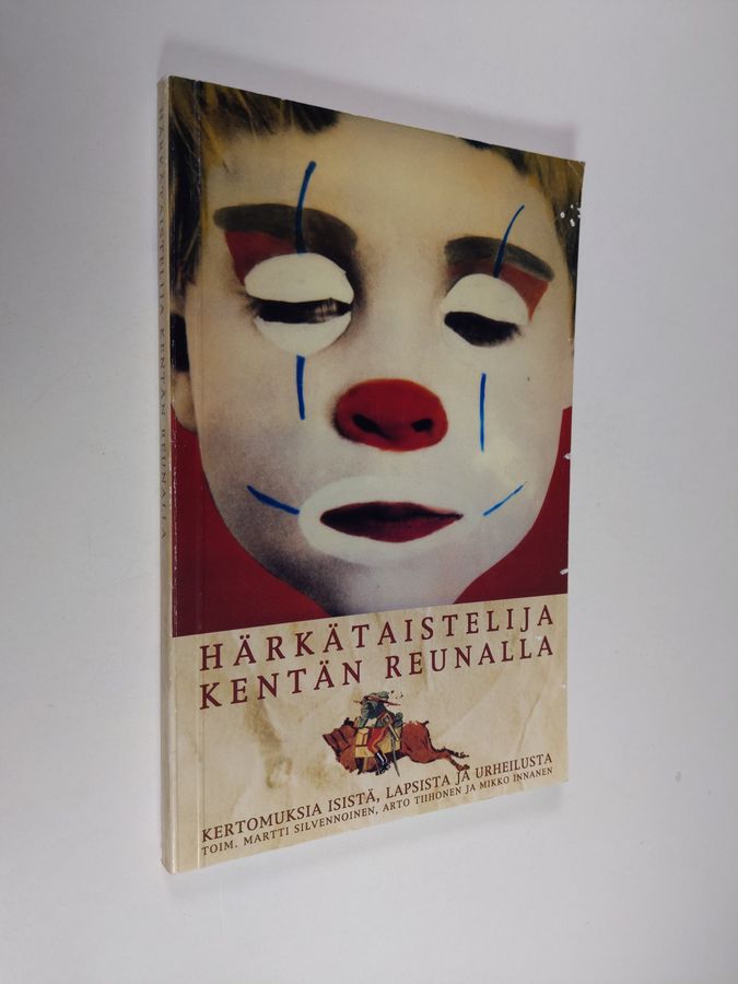 Härkätaistelija kentän reunalla