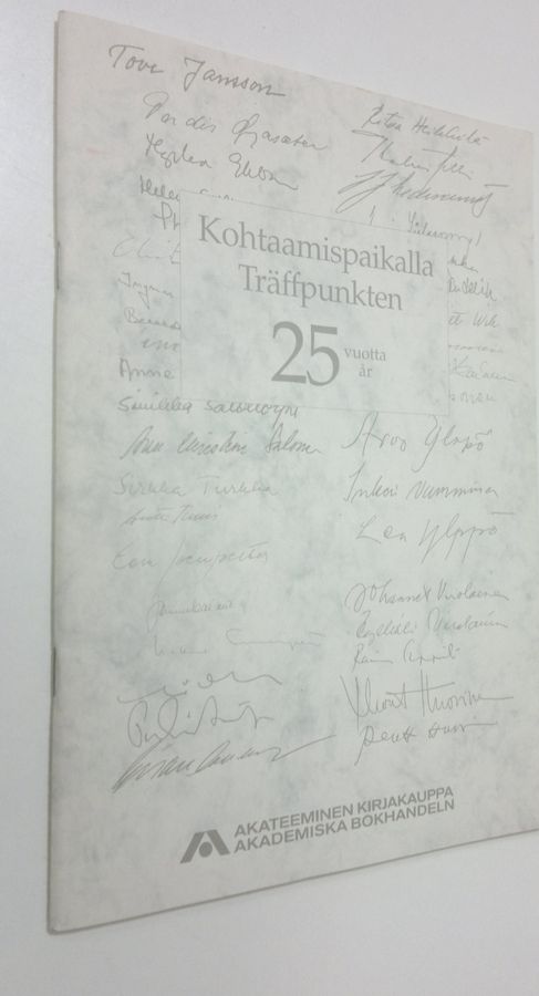 Kohtaamispaikalla 25 vuotta =