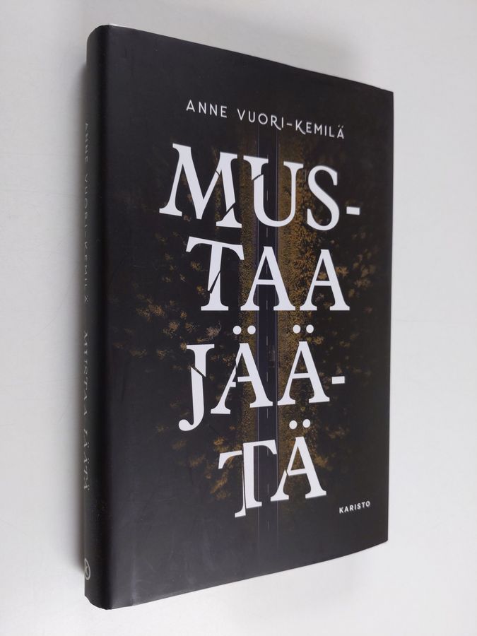 Anne Vuori-Kemilä : Mustaa jäätä