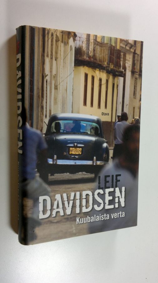 Leif Davidsen : Kuubalaista verta