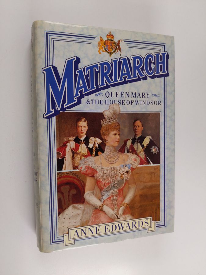 Queen Mary and the House of Windsor