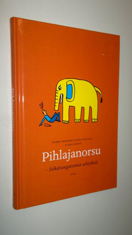 Jaakko Heinimäki : Pihlajanorsu : selkärangattomia selityksiä
