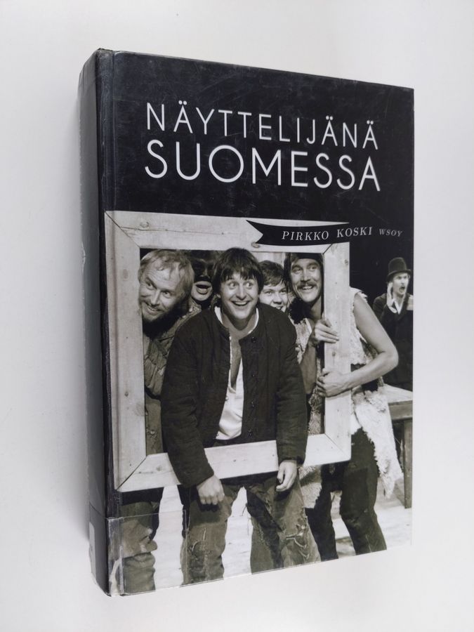 Näyttelijänä Suomessa