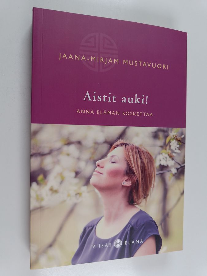 Aistit auki!