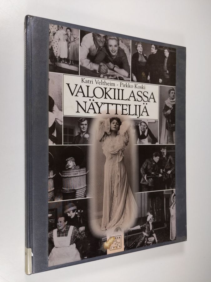 Valokiilassa näyttelijä