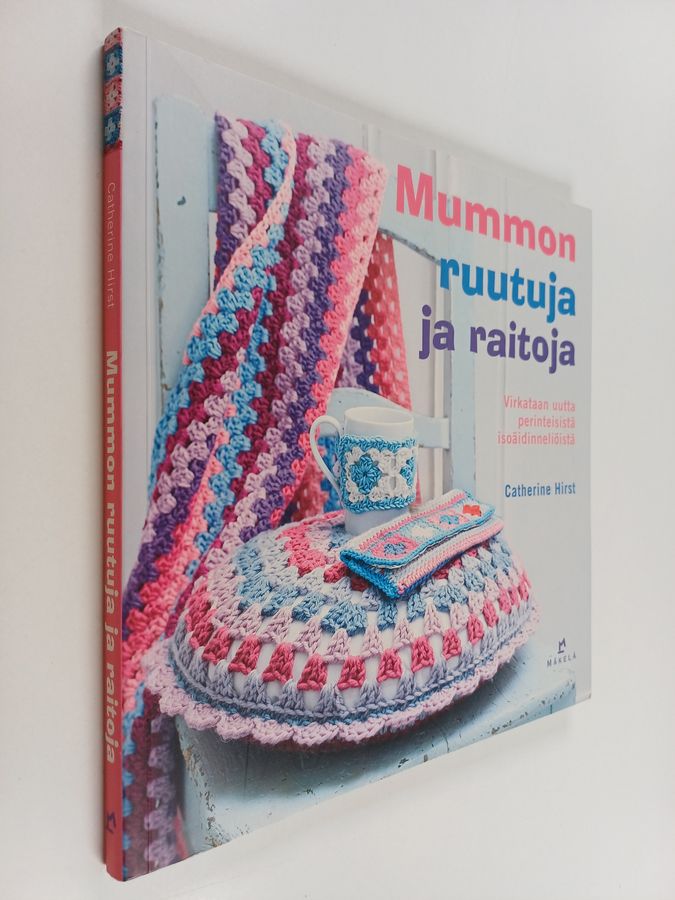 Mummon ruutuja ja raitoja