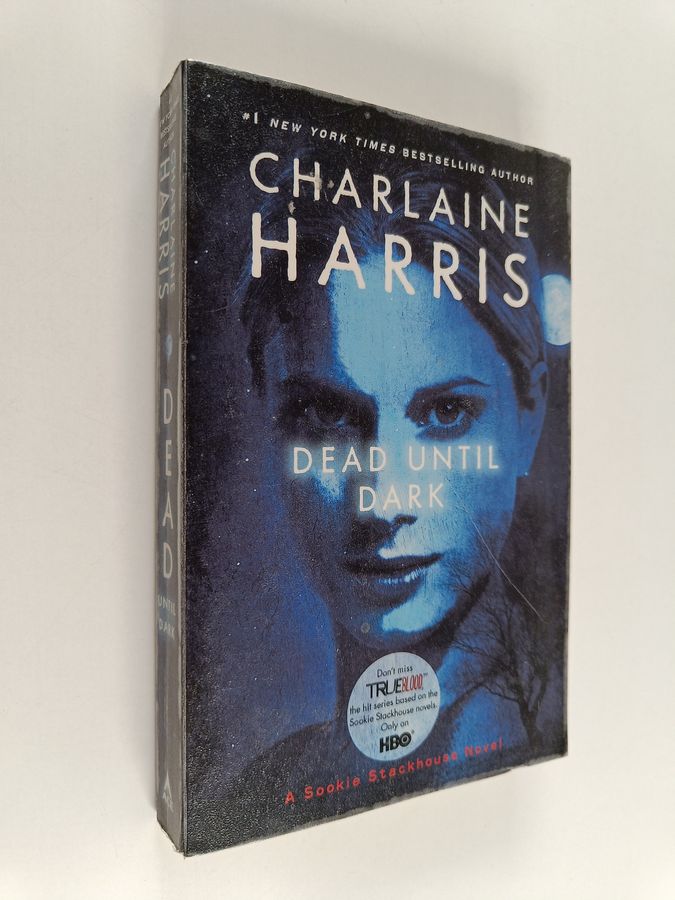 Charlaine Harris : Dead until dark : 2009