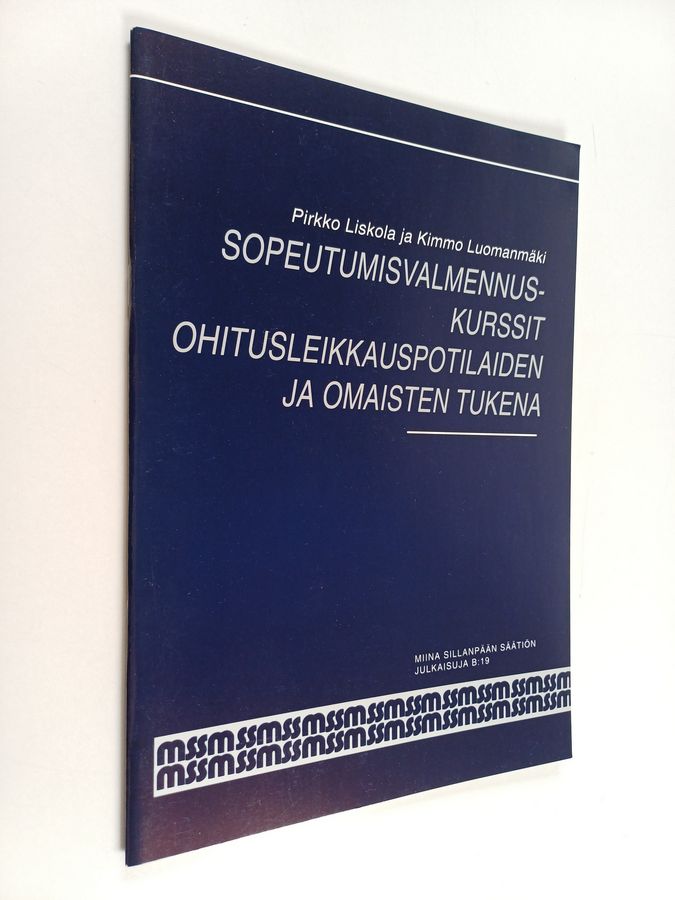 Sopeutumisvalmennuskurssit ohitusleikkauspotilaiden ja omaisten tukena