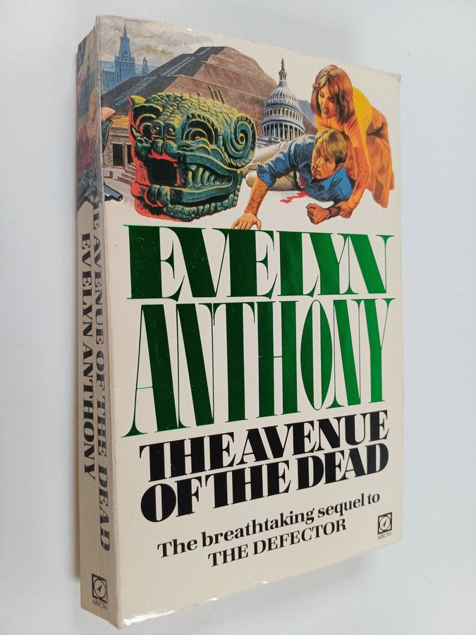 The avenue of the dead