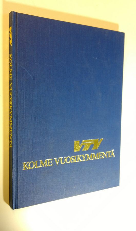 Pertti (toim.) Ahonen : VTY : kolme vuosikymmentä