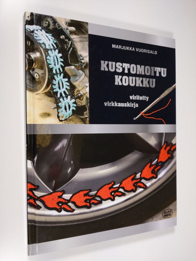 Kustomoitu koukku