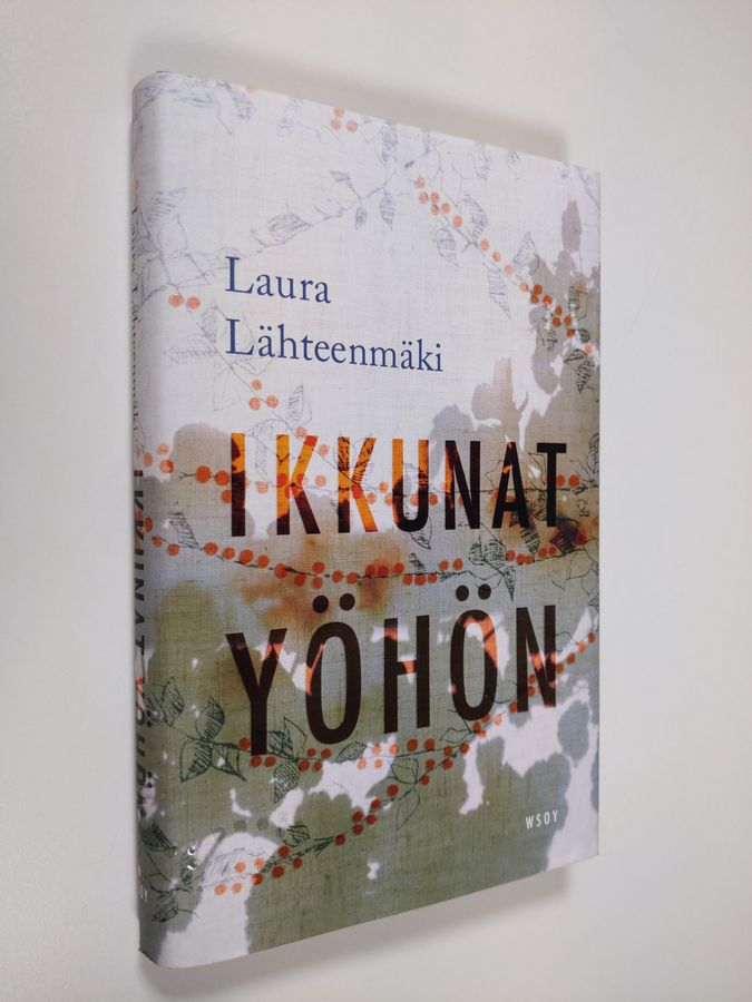 Laura Lähteenmäki : Ikkunat yöhön