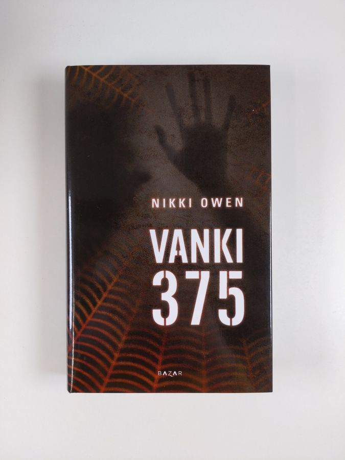 Nikki Owen : Vanki 375