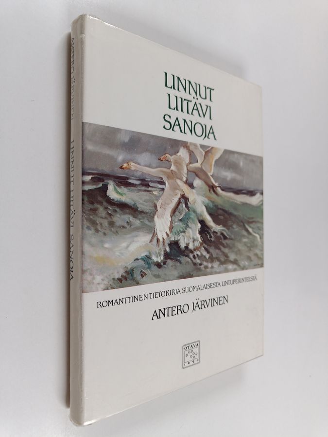 Linnut liitävi sanoja
