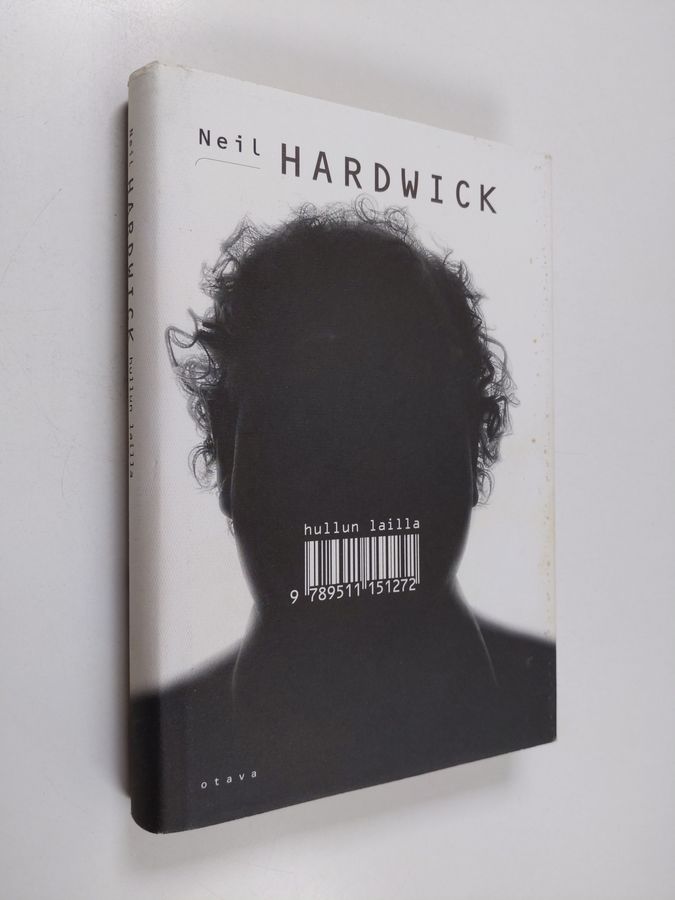 Neil Hardwick : Hullun lailla