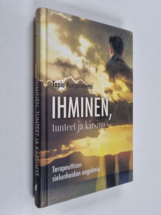 Ihminen, tunteet ja kärsimys