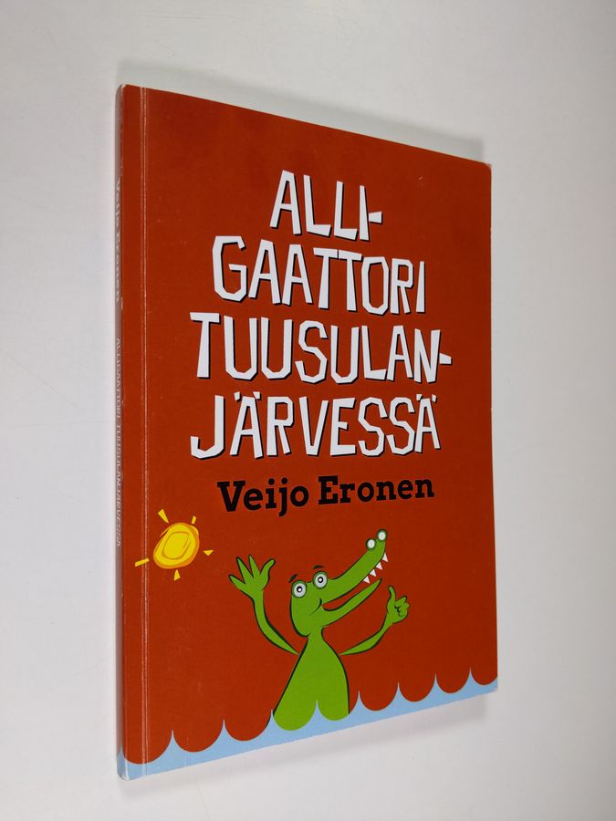 Alligaattori Tuusulanjärvessä eli Keski-Uudenmaan herroja, narreja ja tavallisia tallaajia