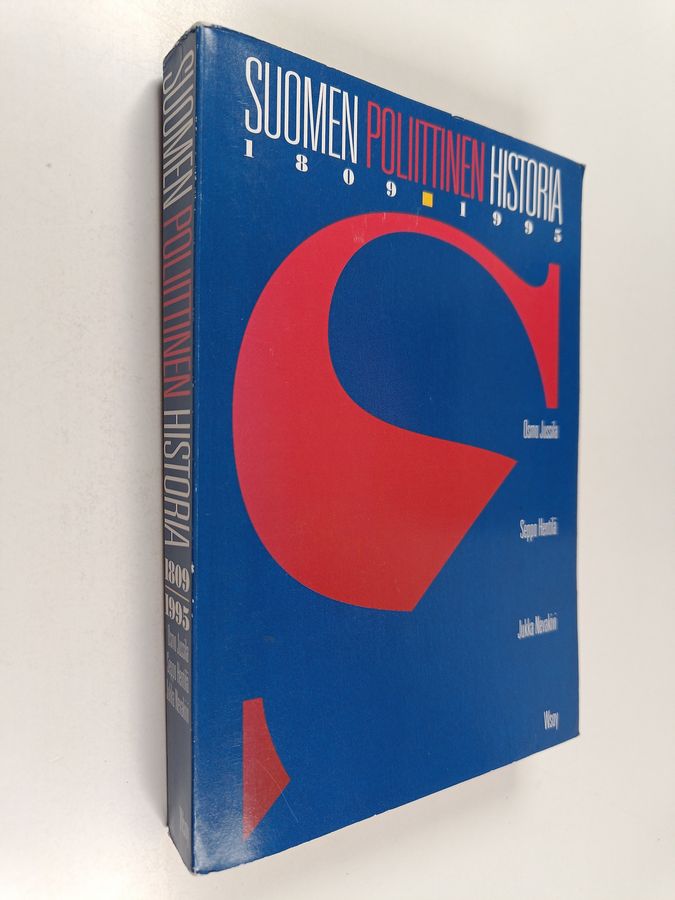 Osmo Jussila : Suomen poliittinen historia 1809-1995