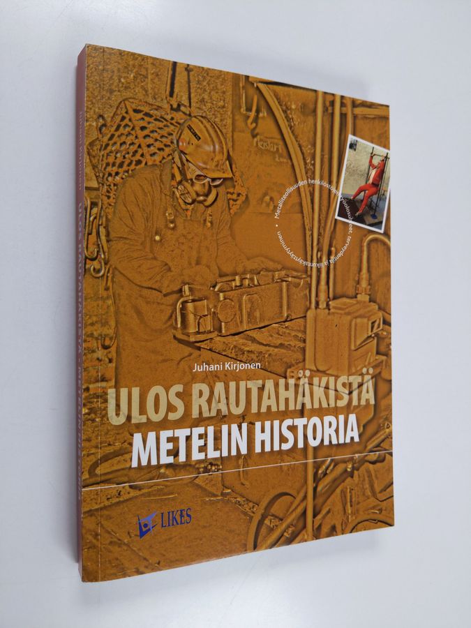 Ulos rautahäkistä