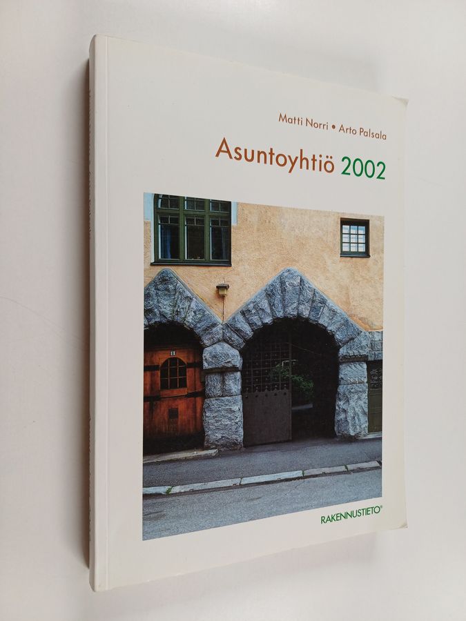 Asuntoyhtiö 2002