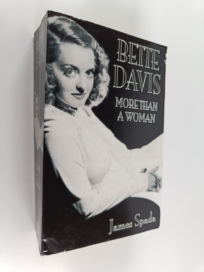 the intimate biography of Bette Davis