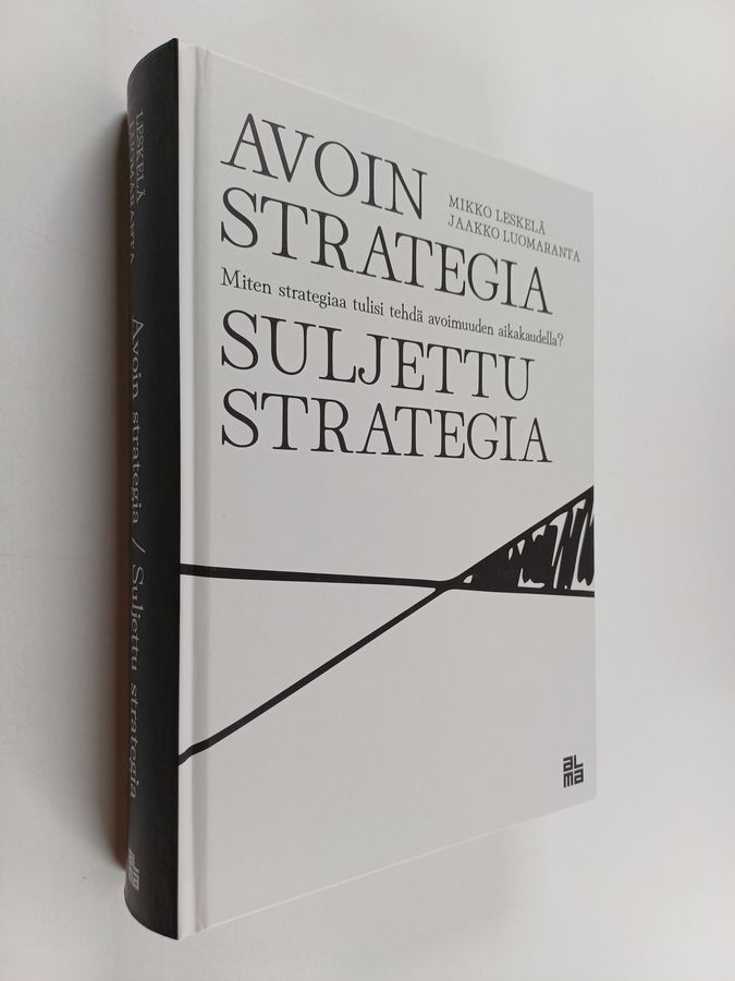 Avoin strategia, suljettu strategia