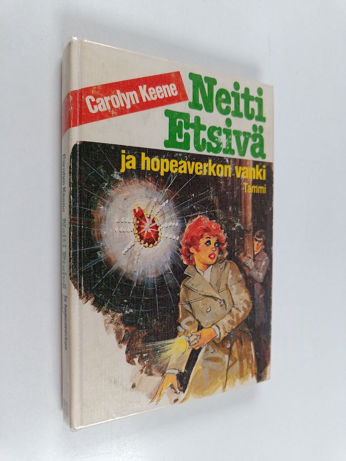 Neiti Etsivä ja hopeaverkon vanki