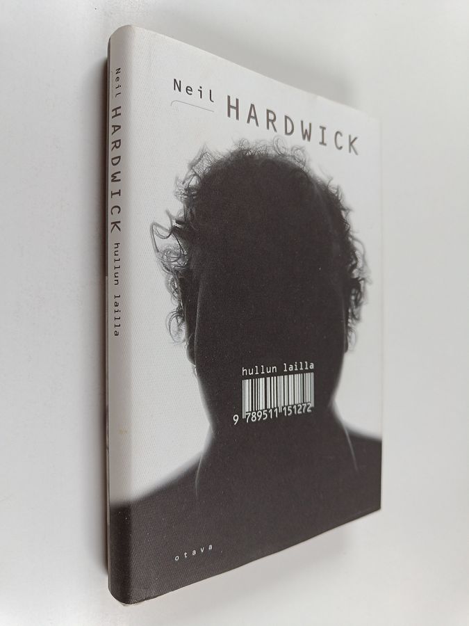 Neil Hardwick : Hullun lailla