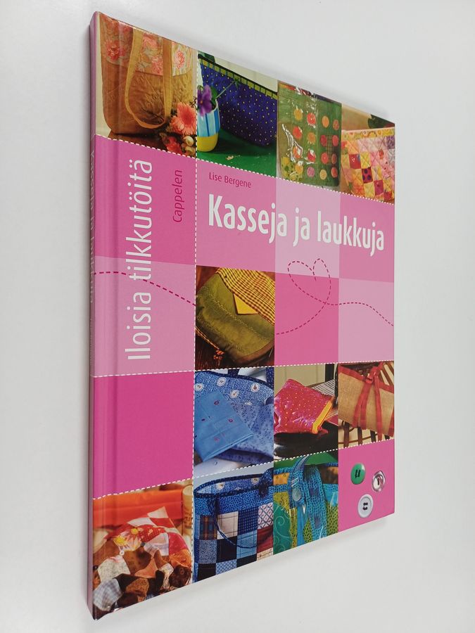 Kasseja ja laukkuja