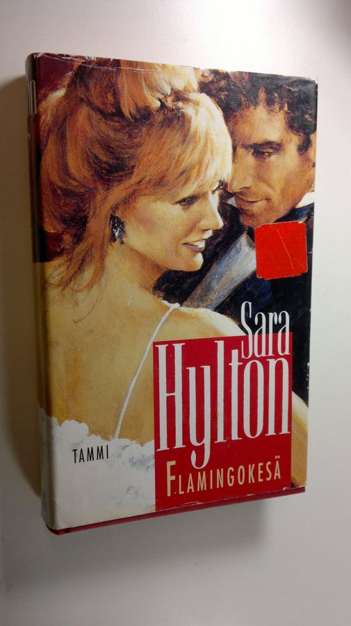Sara Hylton : Flamingokesä