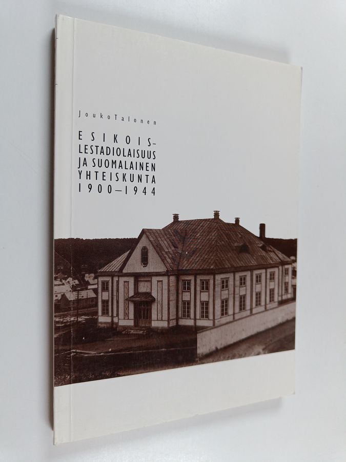 Esikoislestadiolaisuus ja suomalainen yhteiskunta 1900-1944