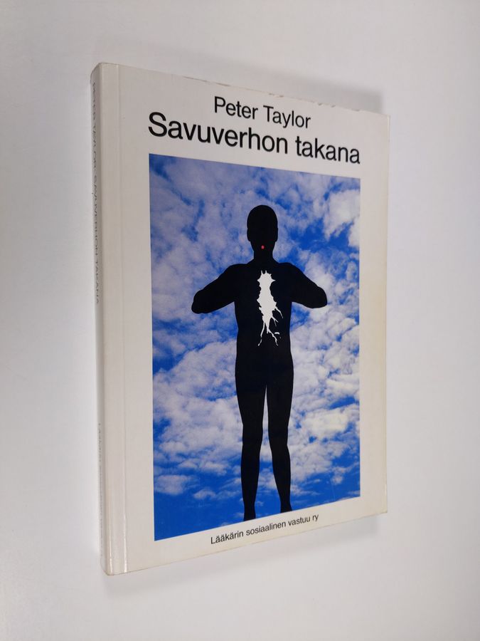 Savuverhon takana